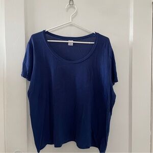 Nettle’s tale strait tee in blue